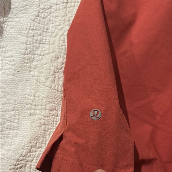 Lululemon Athletica Brown Athletic Shorts Size Small. Nearly new. - Picture 7 of 8